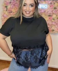 CAMISETA ENCAJE NEGRA